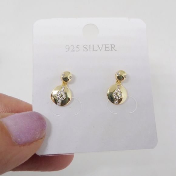 NEW Small Round CZ 14K Gold Plated Stud Earrings - Picture 5 of 9